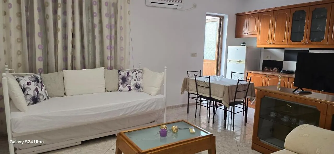 Adri Prefect Apartment Ksamil